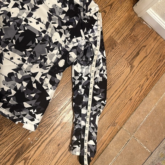 Roxy Ski Snowboard jacket coat LG black & white - worn once! - Picture 12 of 14